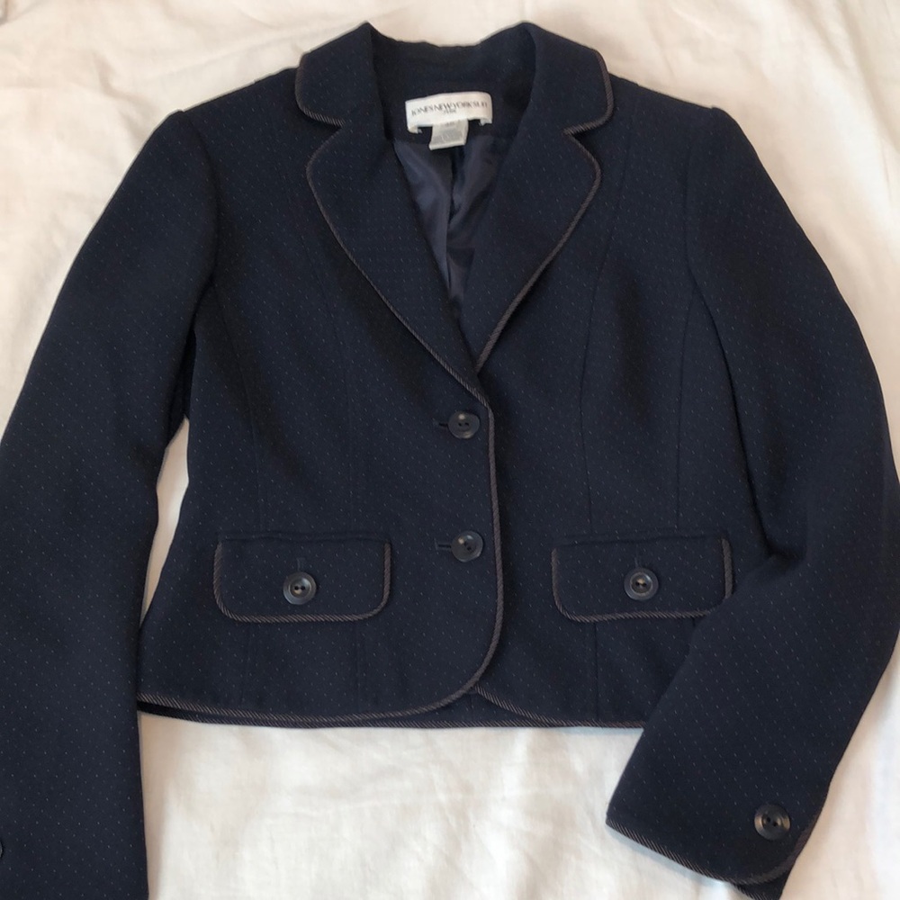 Worn few time, like new two pieces work suit.